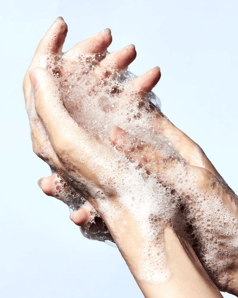 8 HYALURIONIC ACID MOISTURIZING GENTLE GEL CLEANSER - Karenation