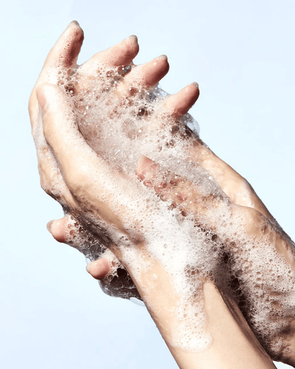 8 HYALURIONIC ACID MOISTURIZING GENTLE GEL CLEANSER - Karenation