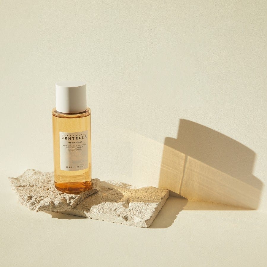 MADAGASCAR CENTELLA TONING TONER - Lotion exfolliante centella asiatica Skin 1004 Karenation Kbeauty